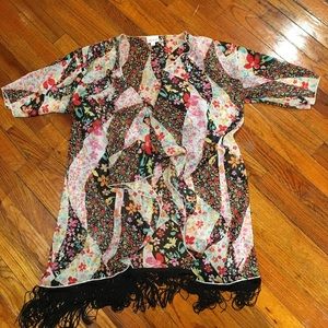 LuLaRoe Monroe Kimono